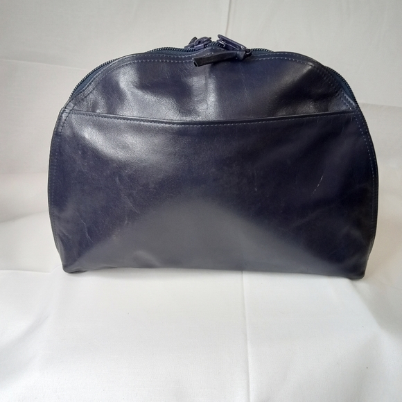 Mella - Picture 2 of 14